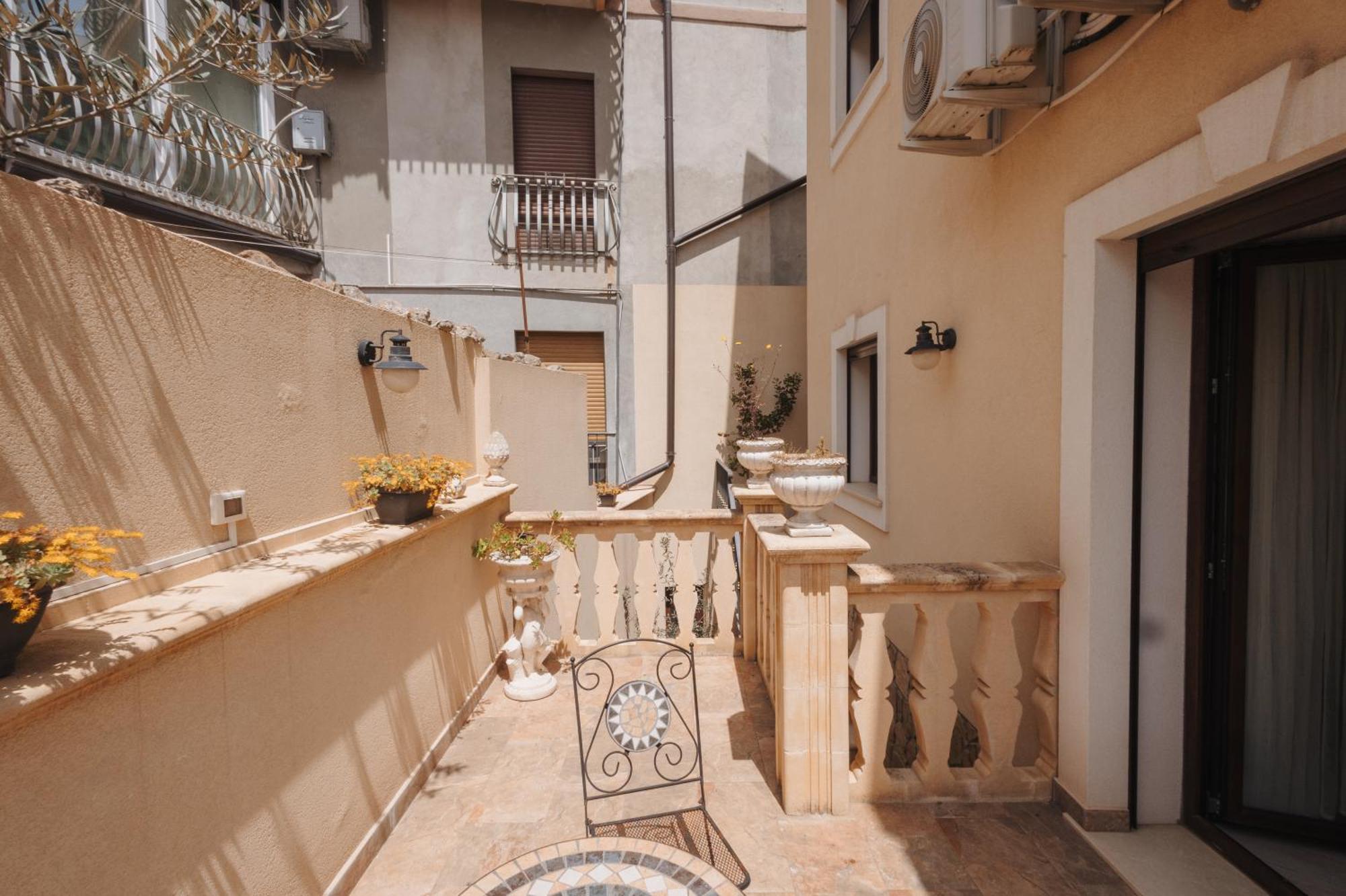 Hotel La Casa Di Pinocchio à Enna Extérieur photo